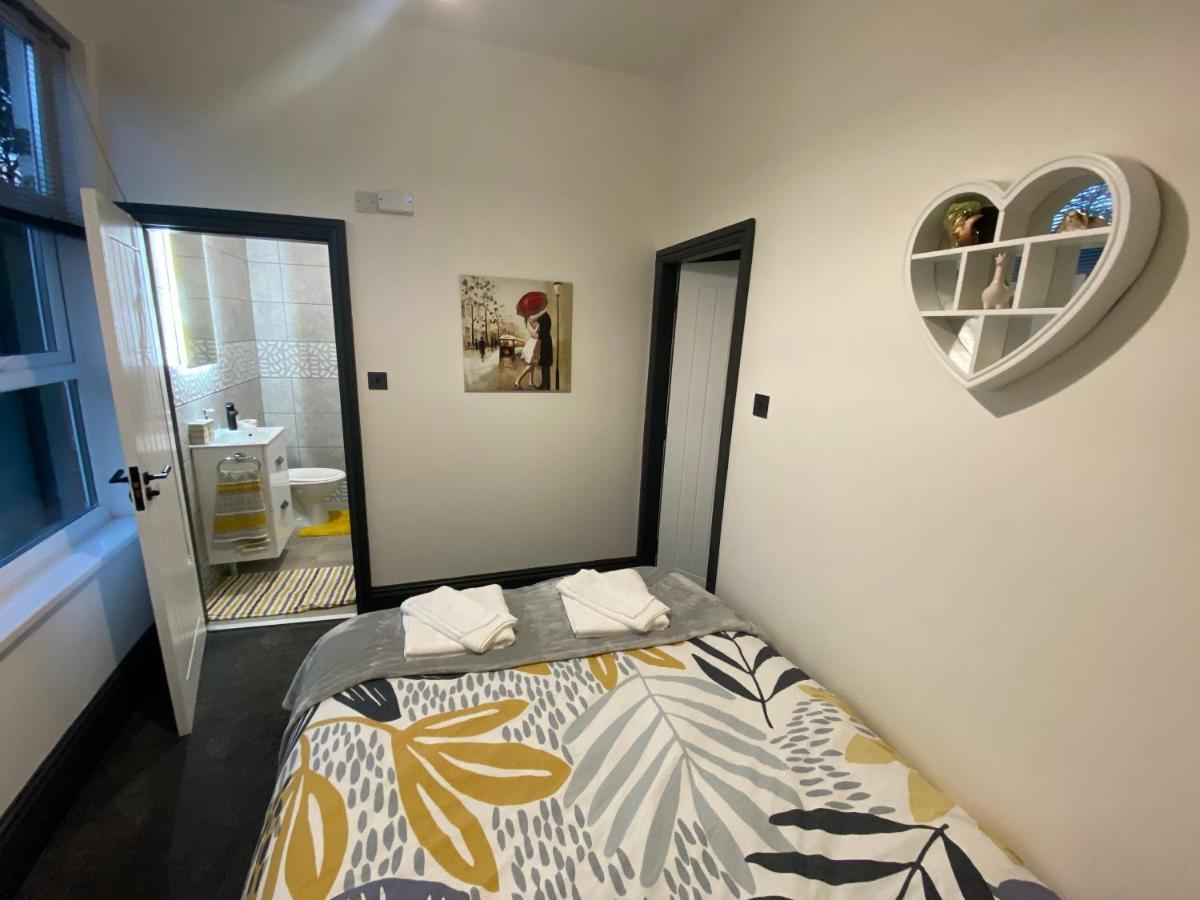 Swanky Apartments Бирмингам Екстериор снимка