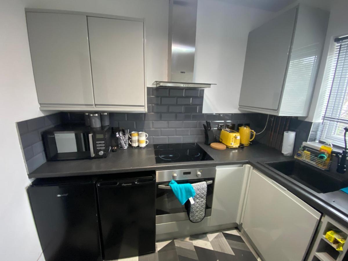 Swanky Apartments Бирмингам Екстериор снимка