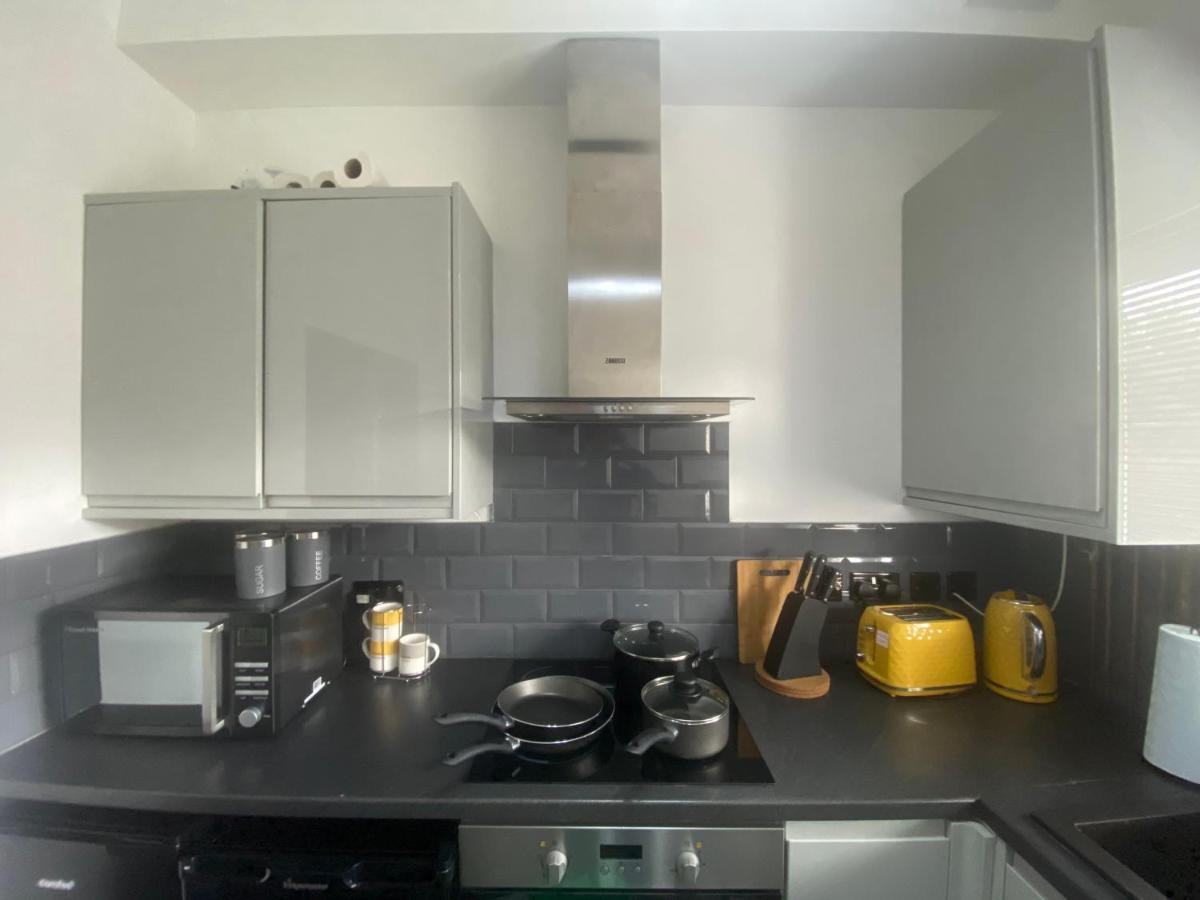 Swanky Apartments Бирмингам Екстериор снимка